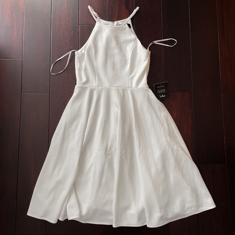 Lulu’s • White Midi Dress in size XS - Picture 2 of 8